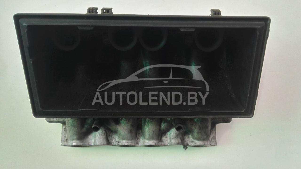 коллектор впускной Volkswagen Golf 1 поколение 1987, 1.6 л., дизель, МКПП, хетчбэк 5 дв., 068129713F - фото №1