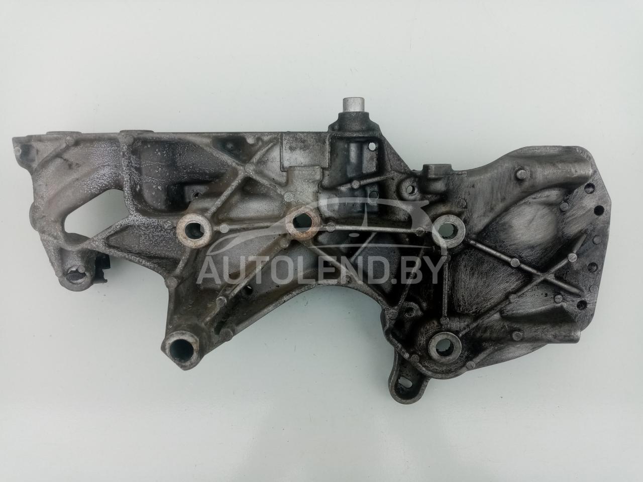 кронштейн (крепление) Renault Logan 1 поколение 2009, 1.4 л., бензин, МКПП, седан, 8200169566 - фото №1