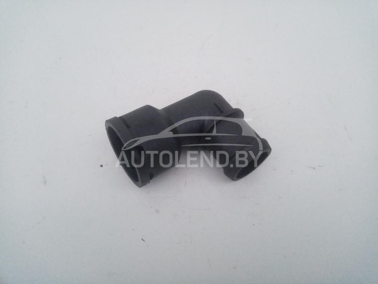 патрубок (трубопровод, шланг) Volkswagen Golf 1 поколение 1991, 1.9 л., дизель, МКПП, универсал, 037121619 - фото №1