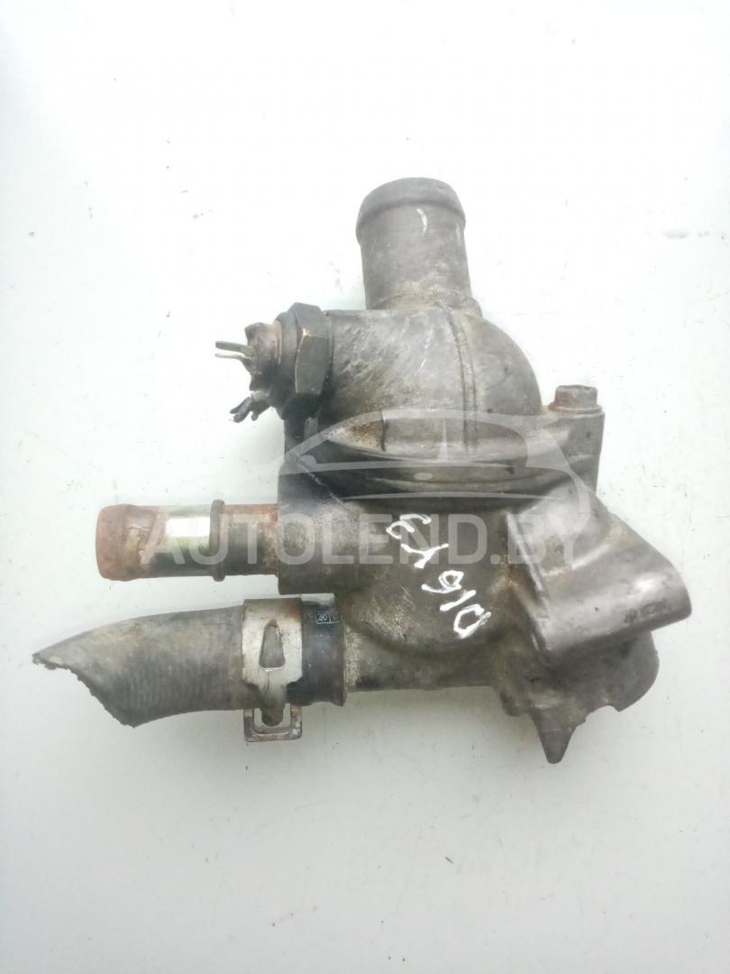 корпус термостата Honda Civic 6 поколение (EJ/EK/EM) 1997, 1.6 л., бензин, АКПП, хетчбэк 5 дв. - фото №1