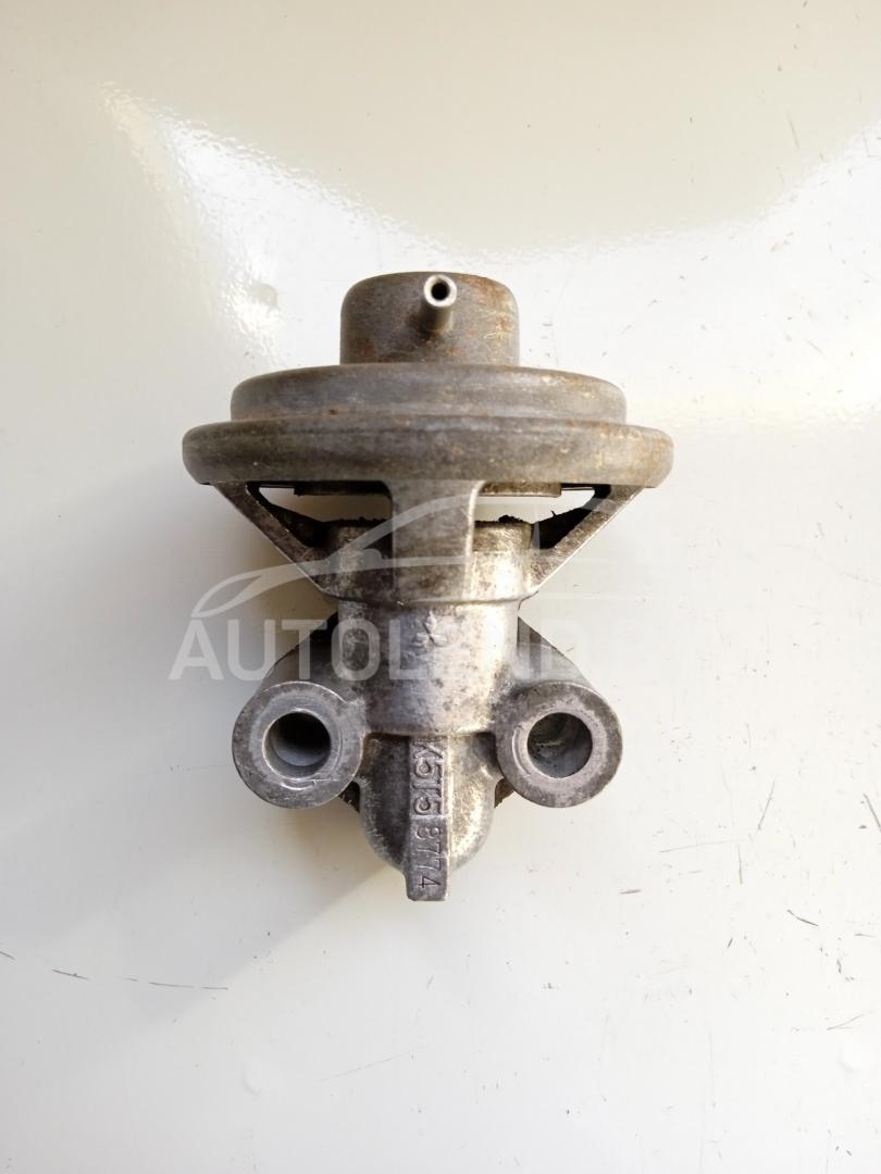 клапан EGR Mitsubishi Space Wagon 2 поколение (Typ N30/N40) 1998, 1.8 л., бензин, МКПП, минивэн, K5T58774 - фото №1