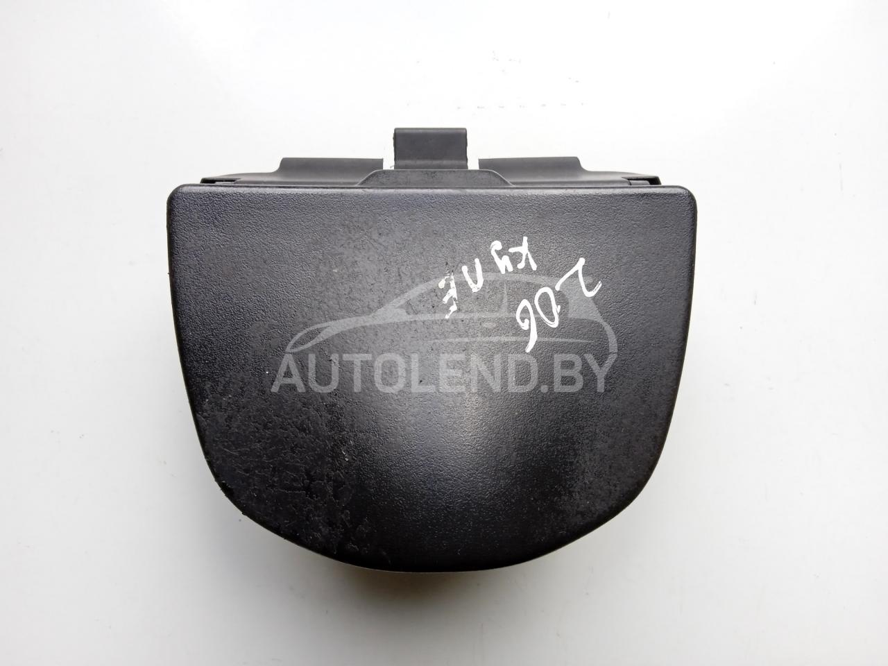 пепельница Peugeot 206 1 поколение 2003, 1.6 л., бензин, МКПП, хетчбэк 5 дв., 9627639377, 9641089777 - фото №1