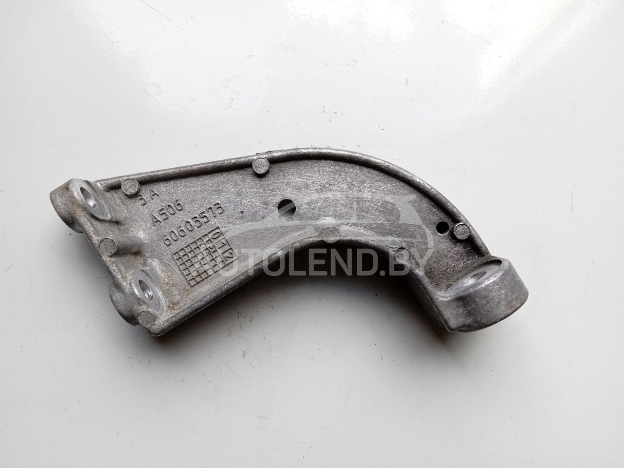 кронштейн (крепление) Fiat Marea 1 поколение 2001, 1.9 л., дизель, МКПП, седан, 60603573 - фото №1