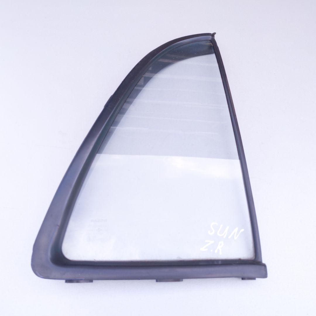 форточка двери Nissan Sunny N14 1992, 1.6 л., бензин, МКПП, хетчбэк 5 дв., передний привод, 82272-52C00