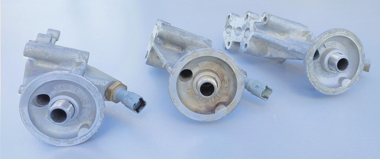 корпус масляного фильтра Peugeot 307 1 поколение 2002, 2.0 л., бензин, МКПП, хетчбэк 5 дв., передний привод, 9632517010 - фото №1