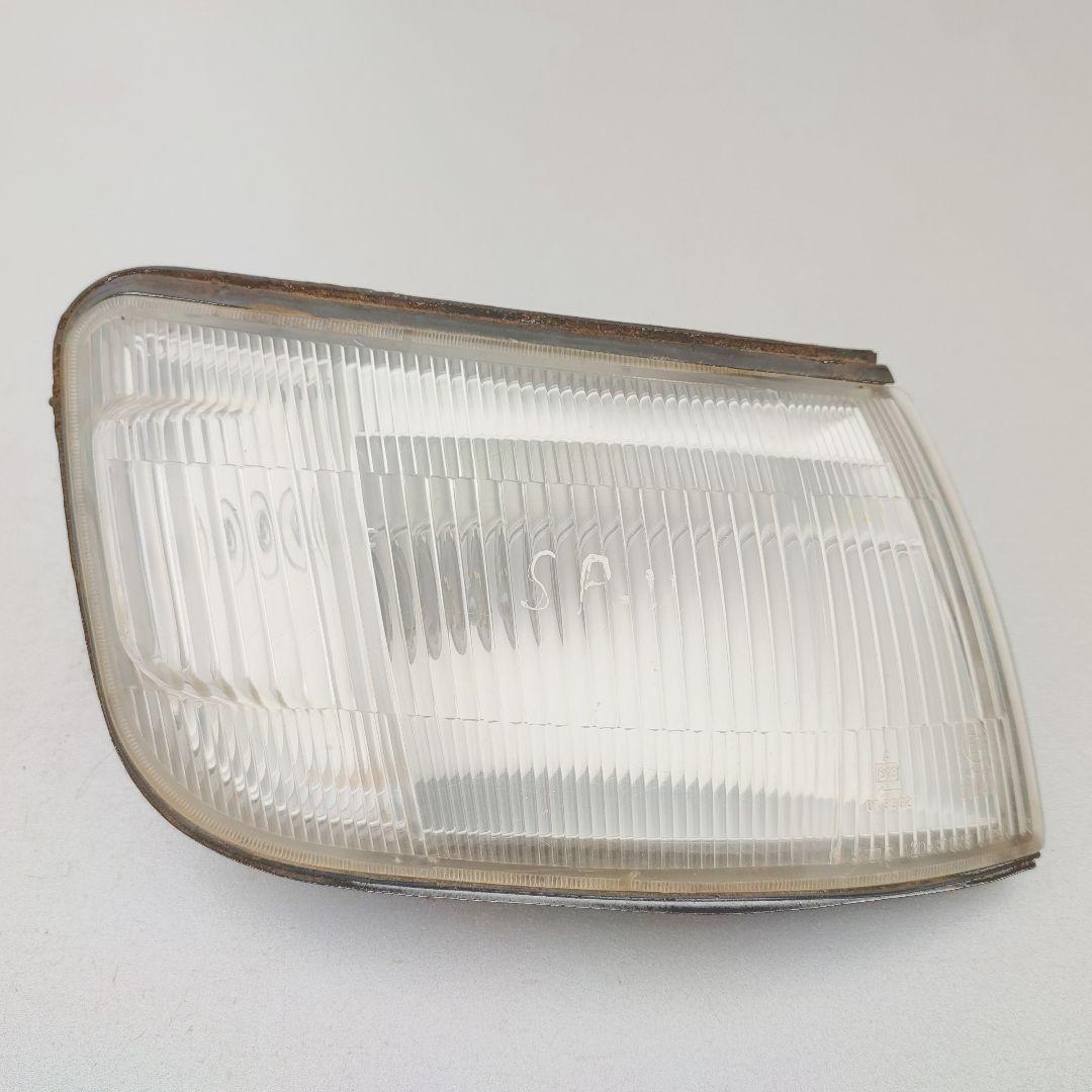 габаритный фонарь передний правый Mitsubishi Space Wagon 2 поколение (Typ N30/N40) 1997, 2.0 л., бензин, МКПП, минивэн, 120-37623 - фото №1