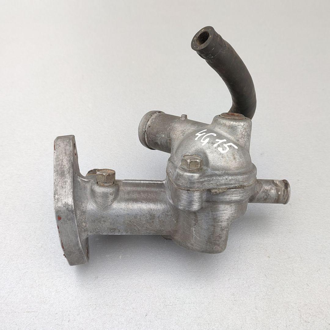 корпус термостата Mitsubishi Lancer 4 поколение 1991, 1.5 л., 4G15 (12V), бензин, МКПП, хетчбэк 5 дв. - фото №1