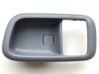 накладка ручки салона задней левой Toyota Picnic 1 поколение XM10 1999, 2.2 л., 3C-T, дизель, МКПП, минивэн