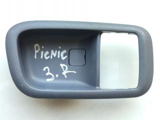 накладка ручки салона задней правой Toyota Picnic 1 поколение XM10 1999, 2.2 л., 3C-T, дизель, МКПП, минивэн
