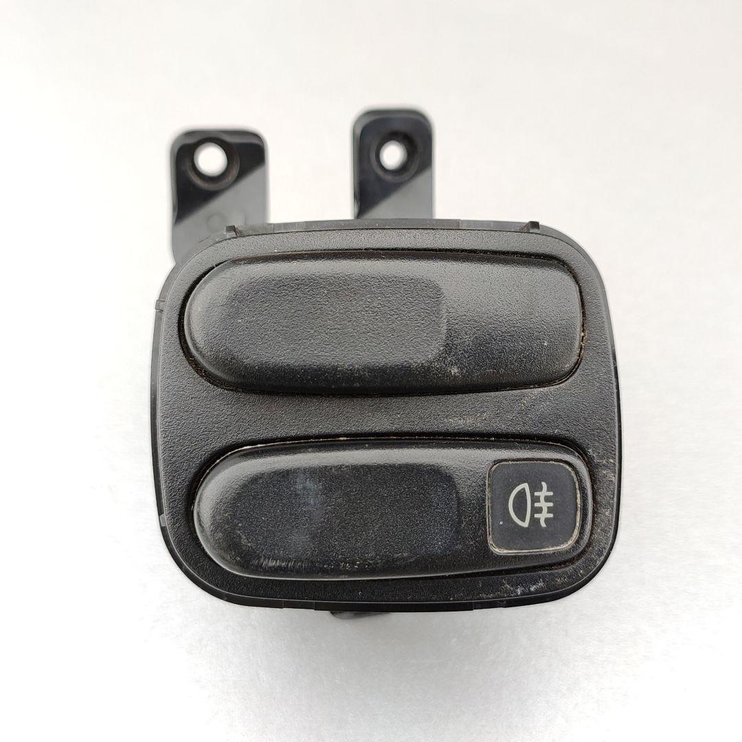 кнопка противотуманных фар Mazda Xedos 6 1 поколение 1996, 2.0 л., бензин - фото №1