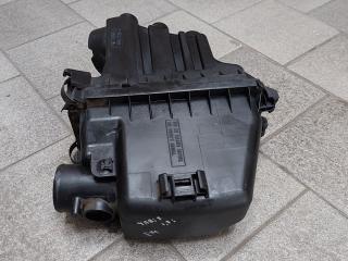 корпус воздушного фильтра Toyota Yaris Verso 1 поколение XP20 2002, бензин, МКПП, 1770121050, 1140407030