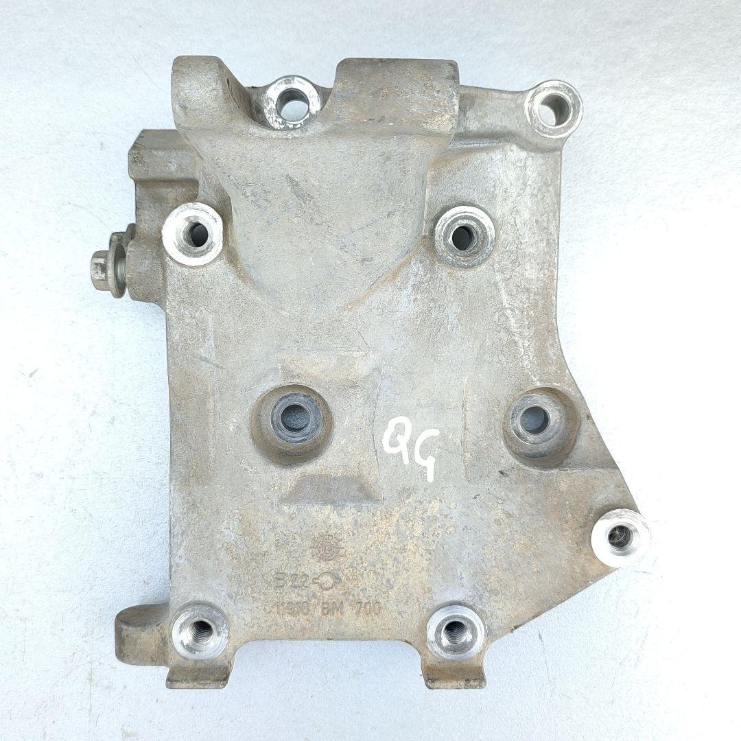 кронштейн компрессора кондиционера Nissan Primera P12 2004, 1.6 л., QG16DE, бензин, МКПП, 11910-BM700 - фото №1