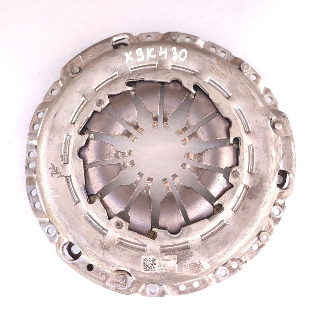 корзина сцепления Nissan Qashqai 2 поколение 2015, 1.5 л., K9K 430, дизель, МКПП, 302056060R - фото №1
