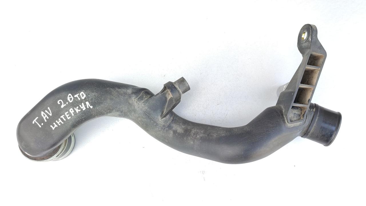 патрубок интеркулера Toyota Avensis 1 поколение (T220) (1997 - 2000), 2.0 л., 2C-TE, дизель, МКПП - фото №1