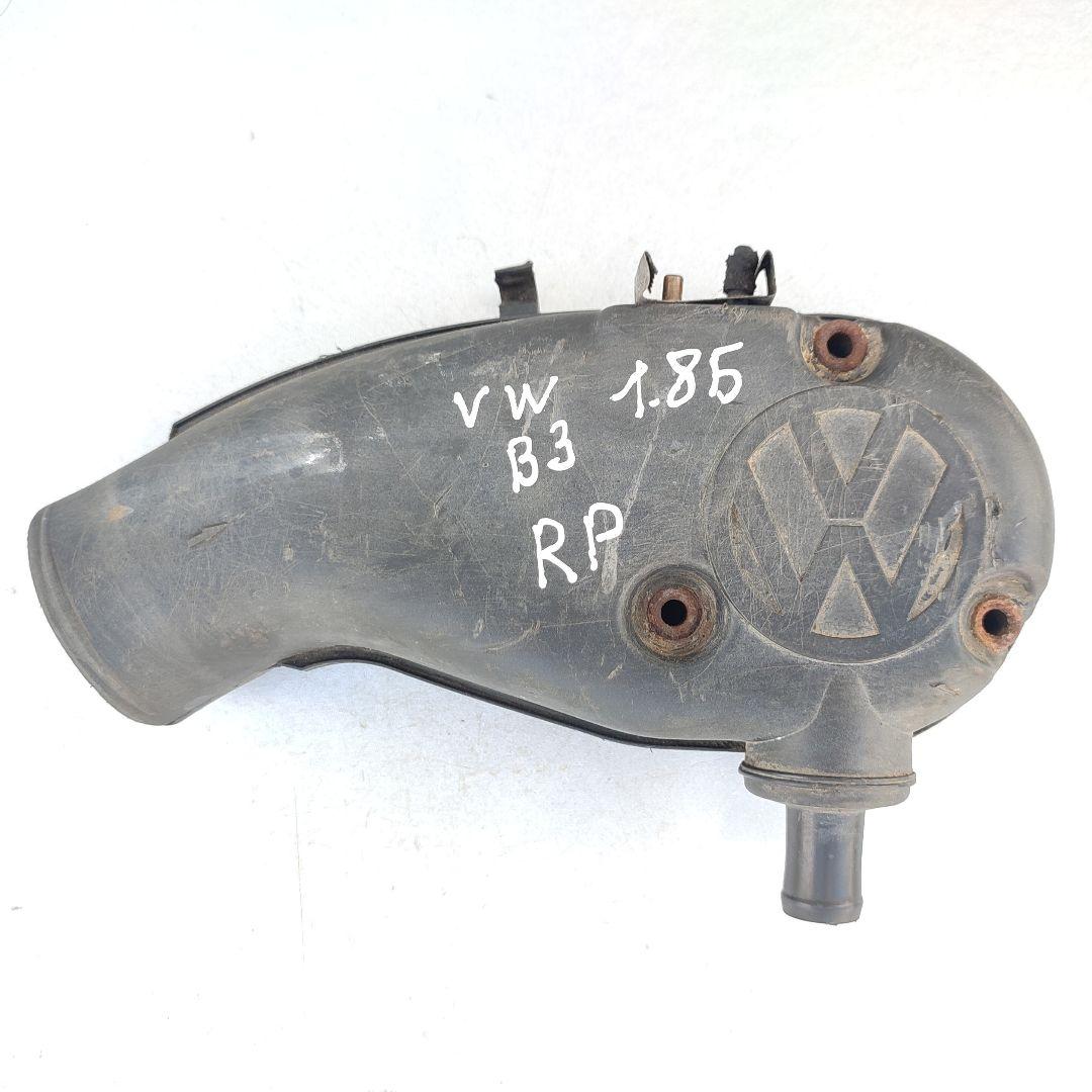 воздуховод Volkswagen Passat B3 1989, 1.8 л., RP, бензин, МКПП, универсал, 051129654A, 3915268900 - фото №1