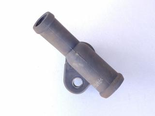 фланец (тройник) системы охлаждения Volkswagen Transporter T4 1994, 2.4 л., дизель, 1001210060
