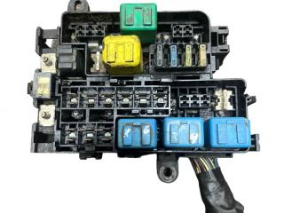 блок предохранителей Mazda Xedos 6 1 поколение 1995, 71248948