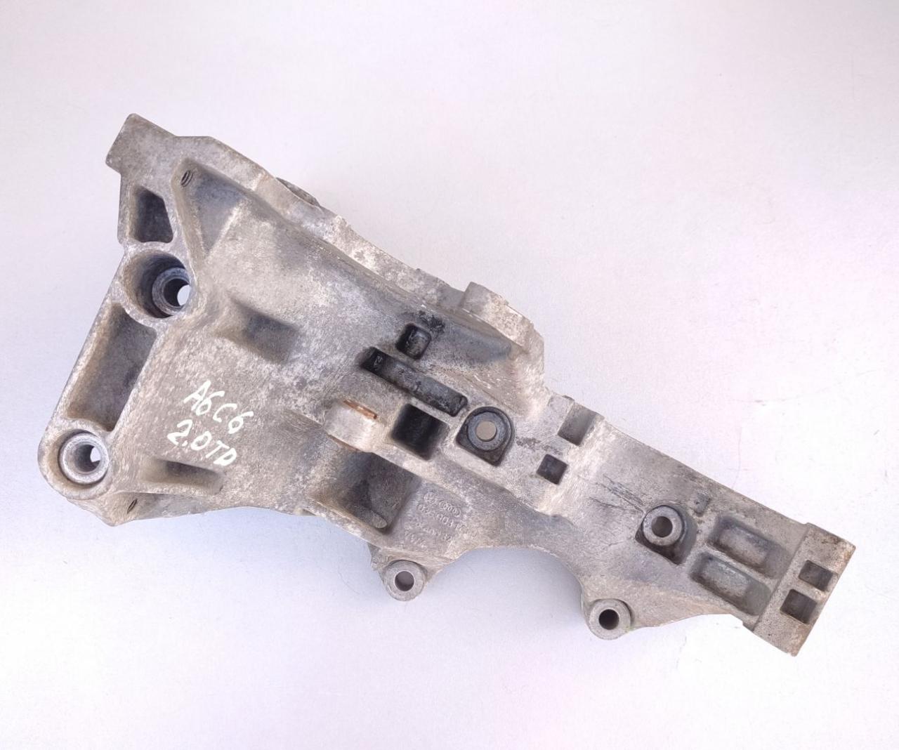 кронштейн генератора Audi A6 4F/C6 2006, 2.0 л., дизель, 03G903143D - фото №1