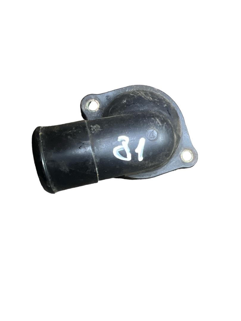 корпус термостата Subaru Legacy 3 поколение 2001, 2.5 л., бензин - фото №1