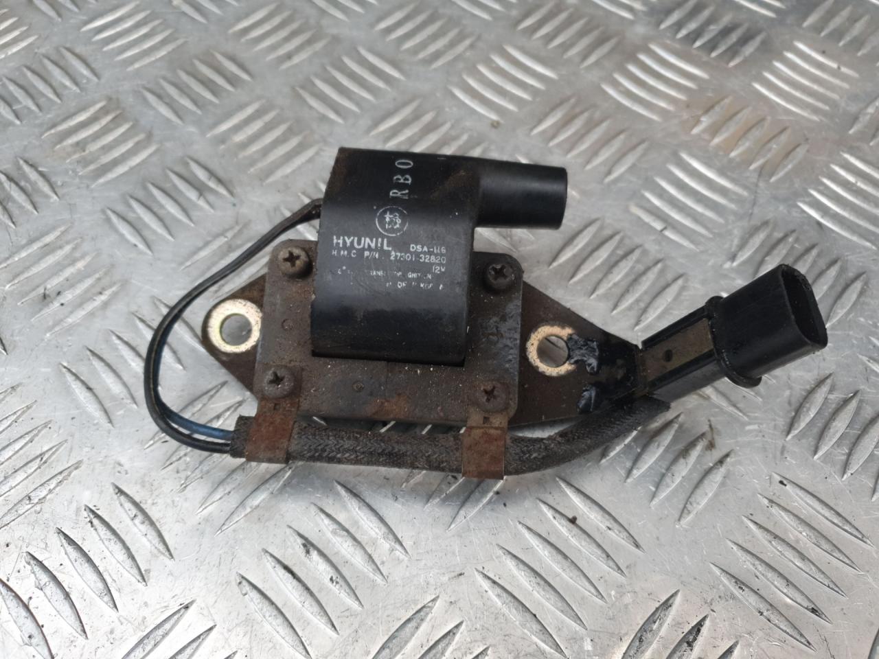 катушка зажигания Hyundai Sonata Y3 1995, 2.0 л., бензин, 2730132820 - фото №1