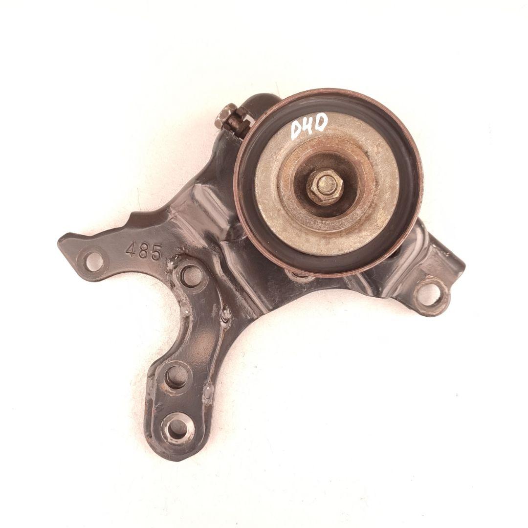 Натяжитель ремня агрегатов Toyota Previa 2 поколение XR30 2004, 2.0 л., дизель, МКПП - фото №1