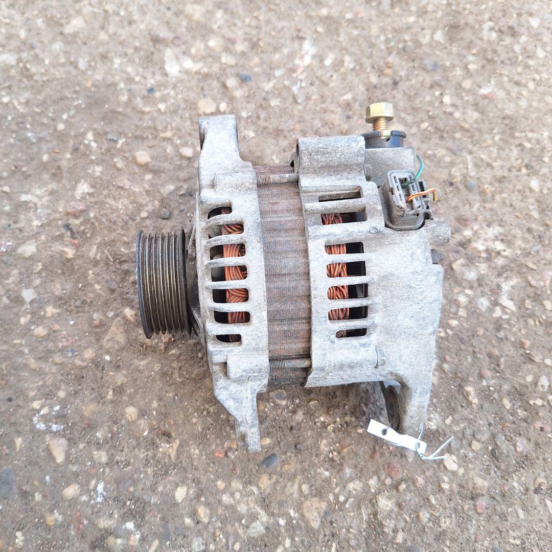 генератор Nissan Primera P12 2005, 1.8 л., бензин, 23100-BU010 - фото №1