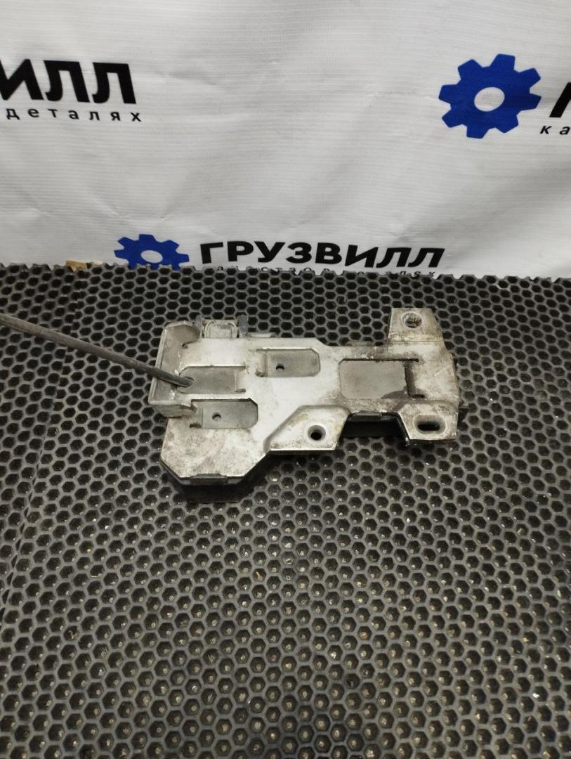 замок капота Volvo FH4 первое поколение (2013 - 2020), 82208559