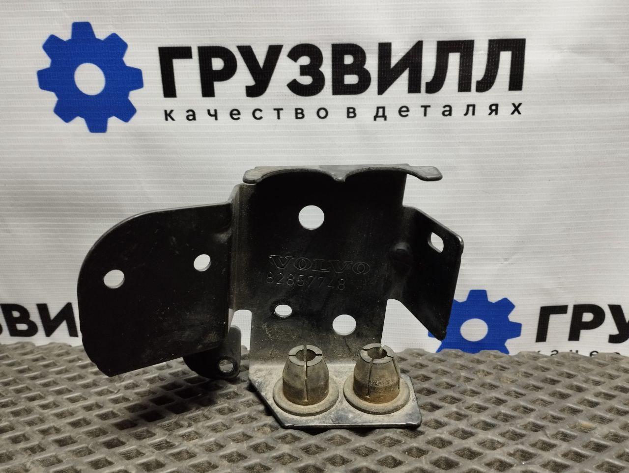 кронштейн (крепление) Volvo FH4 первое поколение (2013 - 2020), 82857748