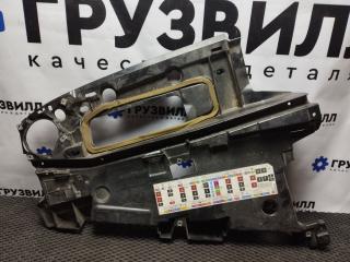 рамка панели приборов Volvo FH4 первое поколение (2013 - 2020), 82328166