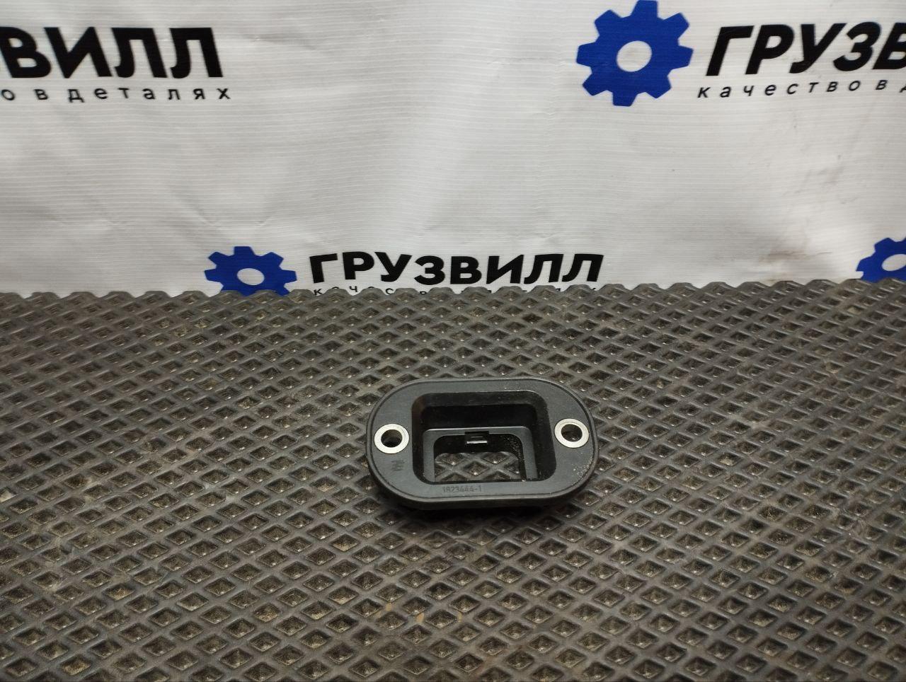 крепление проводки Volvo FH4 первое поколение (2013 - 2020), 1823444
