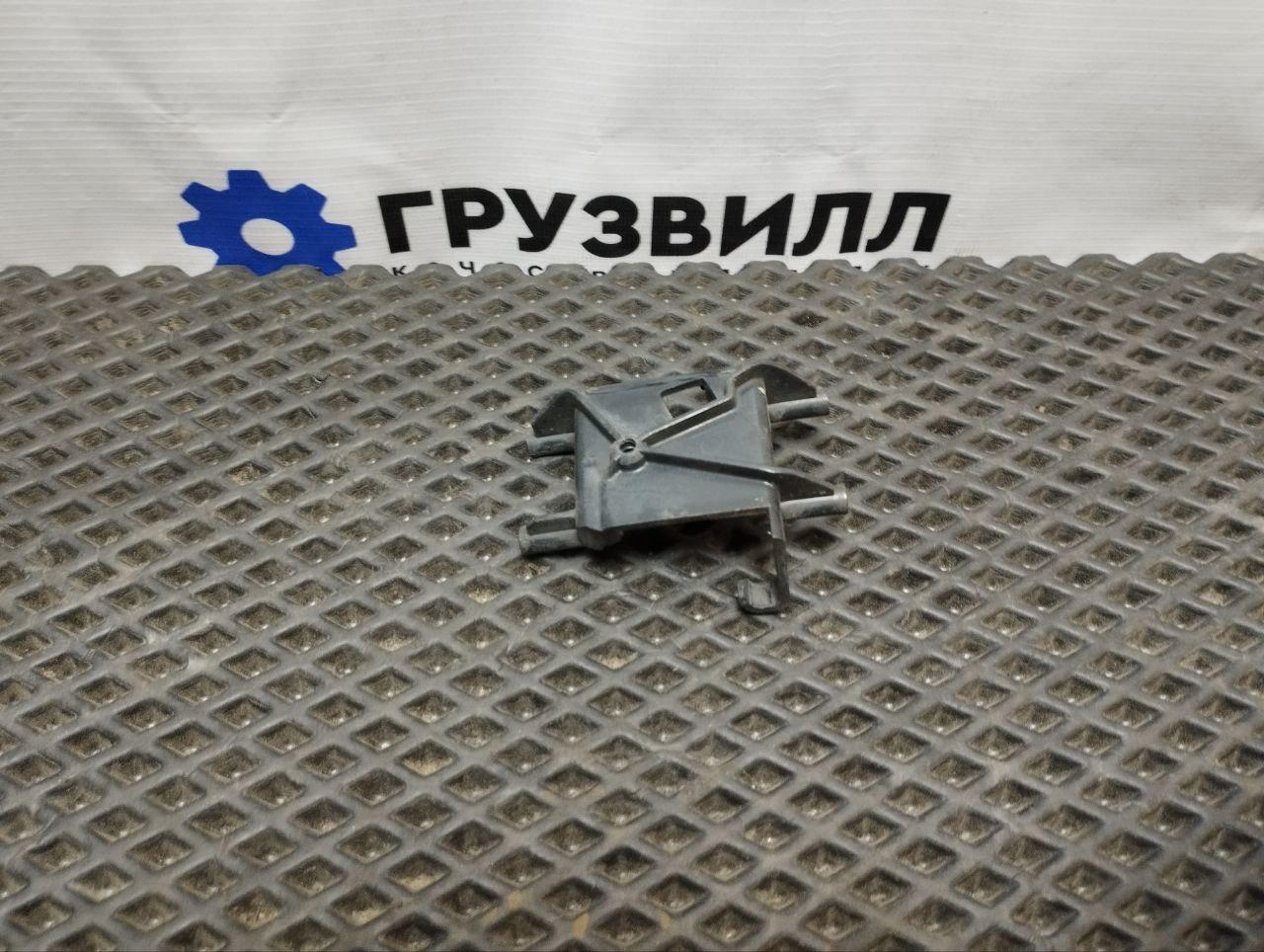 кронштейн (крепление) Volvo FH4 первое поколение (2013 - 2020), 82846112