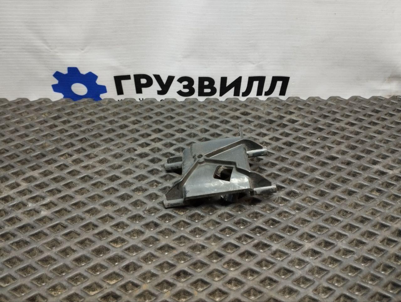 кронштейн (крепление) Volvo FH4 первое поколение (2013 - 2020), 82846107
