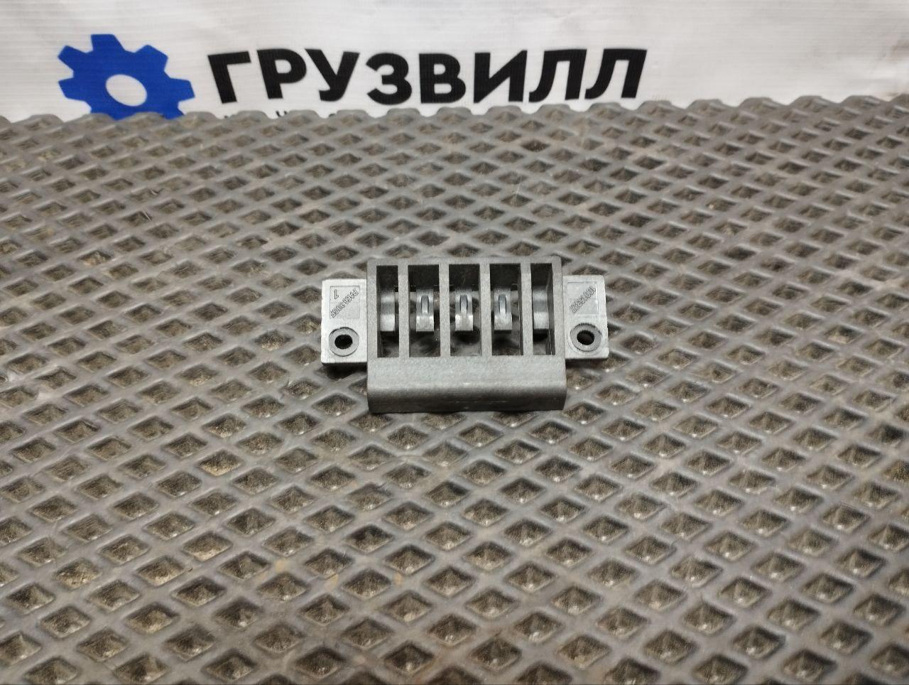 крепление люка Volvo FH4 первое поколение (2013 - 2020), 10015327
