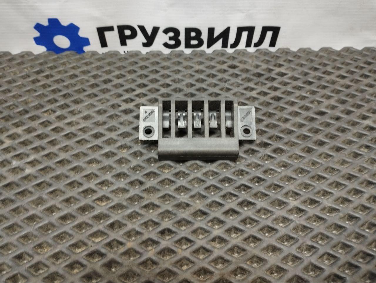 крепление люка Volvo FH4 первое поколение (2013 - 2020), 10015327