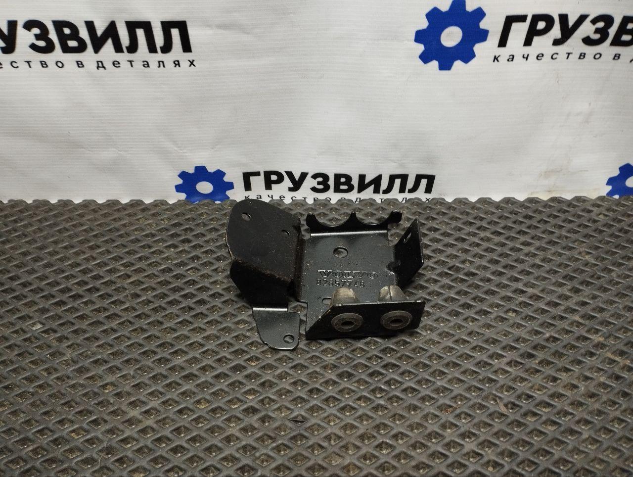 кронштейн (крепление) Volvo FH5 2 (2019 - 2026), 82857748