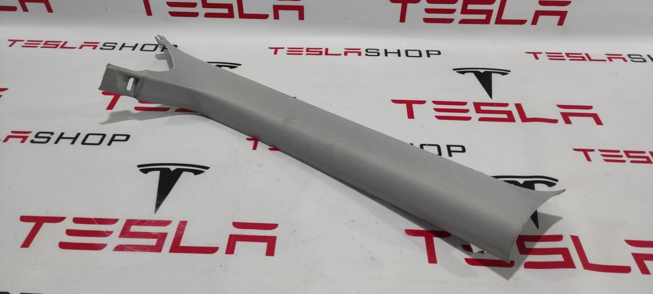 Накладка стойки А Tesla Model 3 1 поколение (2017 - 2025), 1086241-91-I, 1086241-01-J - фото №1