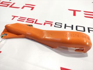 Заглушка (изолятор) высоковольтного кабеля задняя Tesla Model X 1 поколение 2016, 1058279-00-B