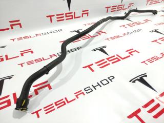 Шланги охлаждающей жидкости заднего малого электромотора Tesla Model X 1 поколение 2016, 1048149-00-C