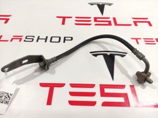 шланг тормозной заднего правого Tesla Model S 1 поколение 2016, 1088733-00-C