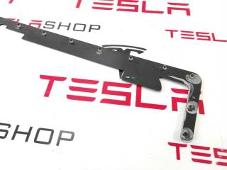 Пластина пентхауса (кастрюли) корпуса основной батареи Tesla Model S 1 поколение 2015, 1015681-00-E, 1014114-00-D