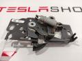 замок капота Tesla Model 3 1 поколение 2018, 1033011-00-A - фото №4