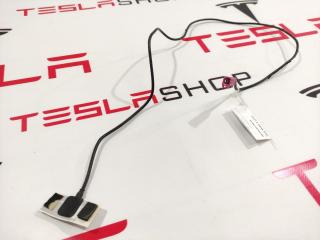 Антенна WI-FI Tesla Model X 1 поколение 2016, 1057123-00-B