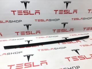молдинг двери передней левой Tesla Model X 1 поколение [рестайлинг] 2022, 1098683-01-D