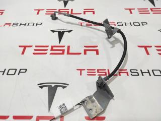шланг тормозной заднего левого Tesla Model X 1 поколение [рестайлинг] 2022, 1620731-00-C