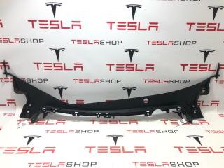 Подкапотная накладка стеклоочистителей Tesla Model 3 1 поколение 2020, 1081676-00-G, 1081693-00-G