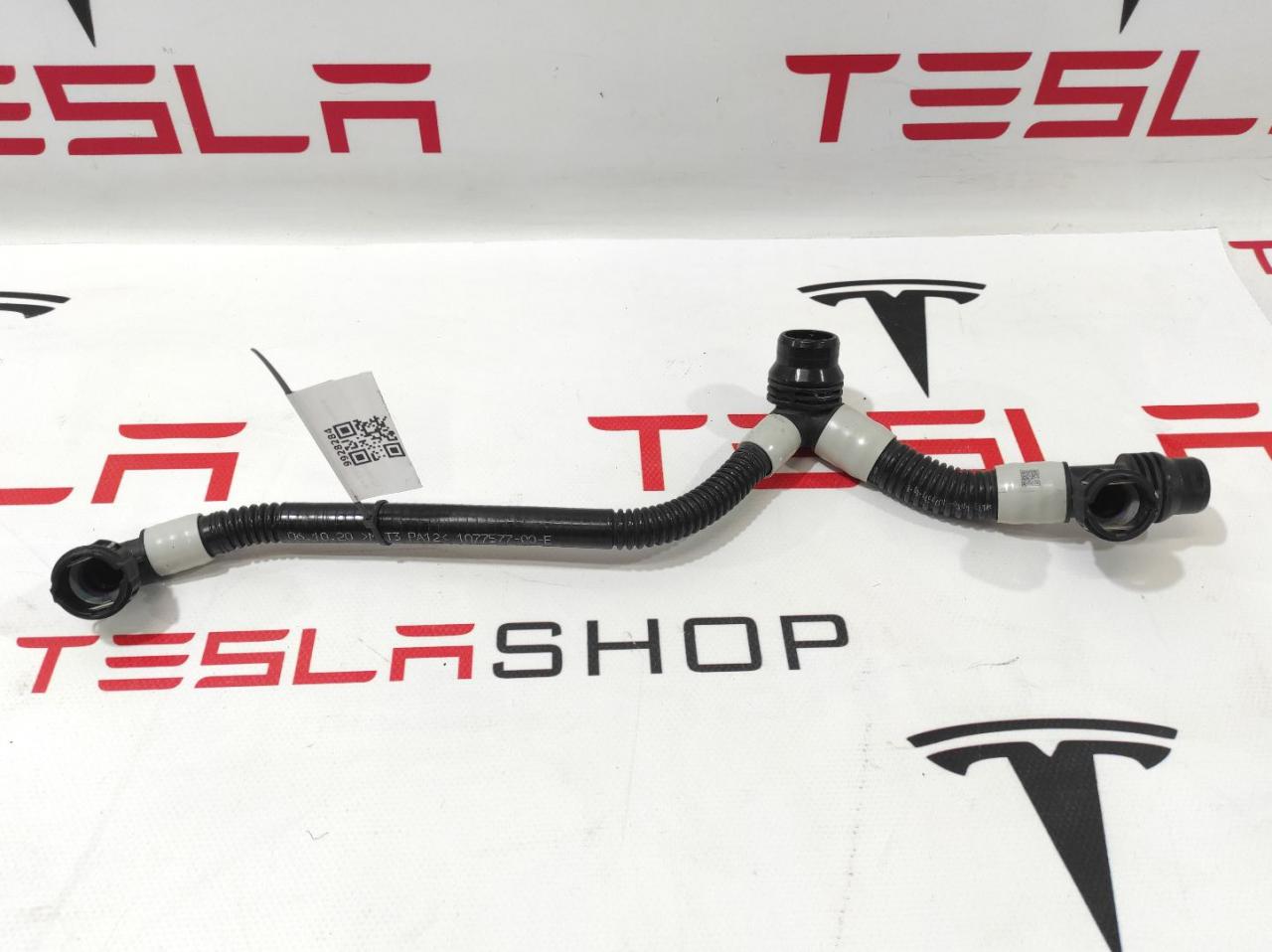 Шланги охлаждающей жидкости Tesla Model 3 1 поколение 2020, 1077577-00-D - фото №1