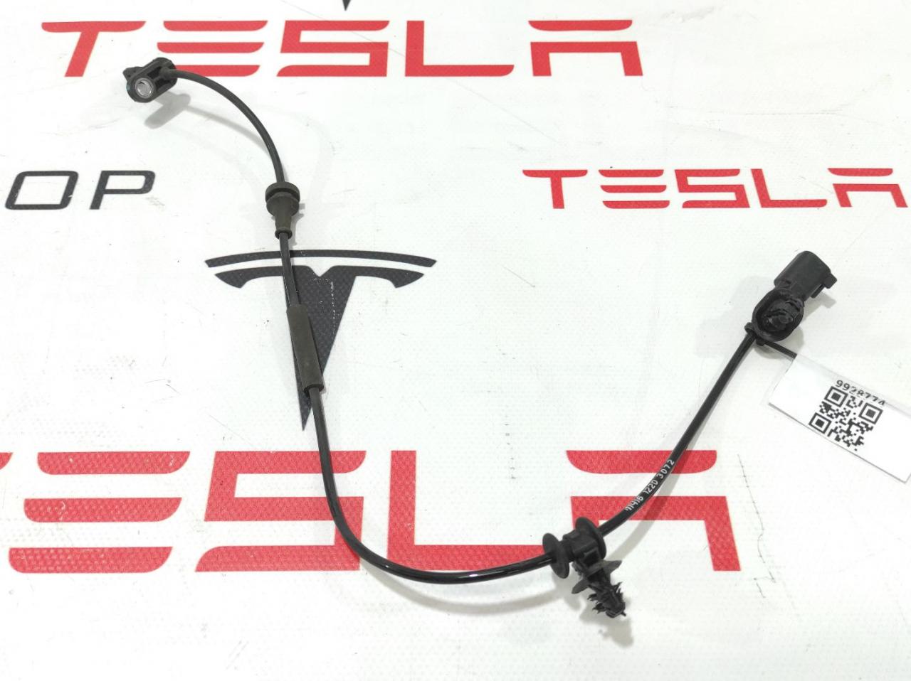 датчик ABS Tesla Model 3 1 поколение 2020, 1044771-00-D, 1188771-00-A - фото №1