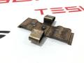 Пружина прижимная (скоба) суппорта задняя Tesla Model S 1 поколение 2015, 6006438-00-B, 6008142-00-A - фото №3