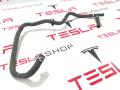 Шланги охлаждающей жидкости заднего малого электромотора Tesla Model X 1 поколение 2019, 1047690-00-D, 1501812-00-A - фото №2