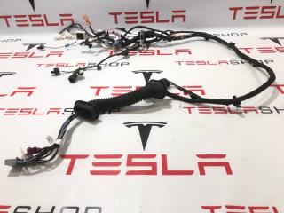 Электропроводка двери Tesla Model X 1 поколение 2019, 1032432-00-G, 1047256-00-F, 1047257-00-D